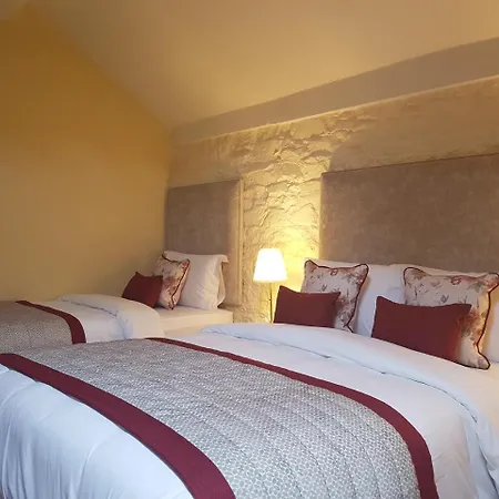 Ballinacourty House B&B-2